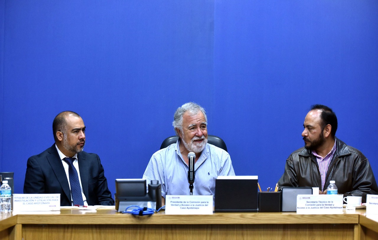 Nombramiento del Titular de la Unidad de Investigación del Caso Ayotzinapa Nombramiento del fiscal