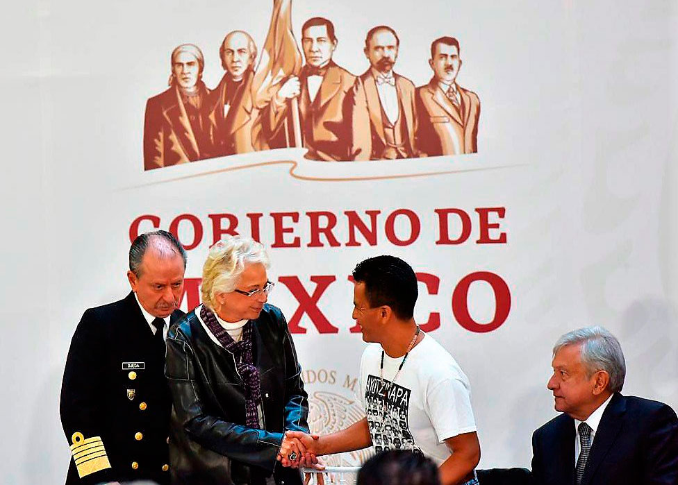 Título de la imágen Título de la imágen Título de la imágen Presentación del Programa Nacional de Reconstrucción